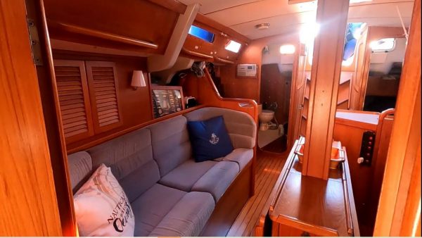 Saloon (1)
